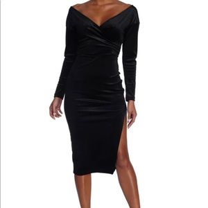 Windsor (NWT) black velvet dress for women. Size L.